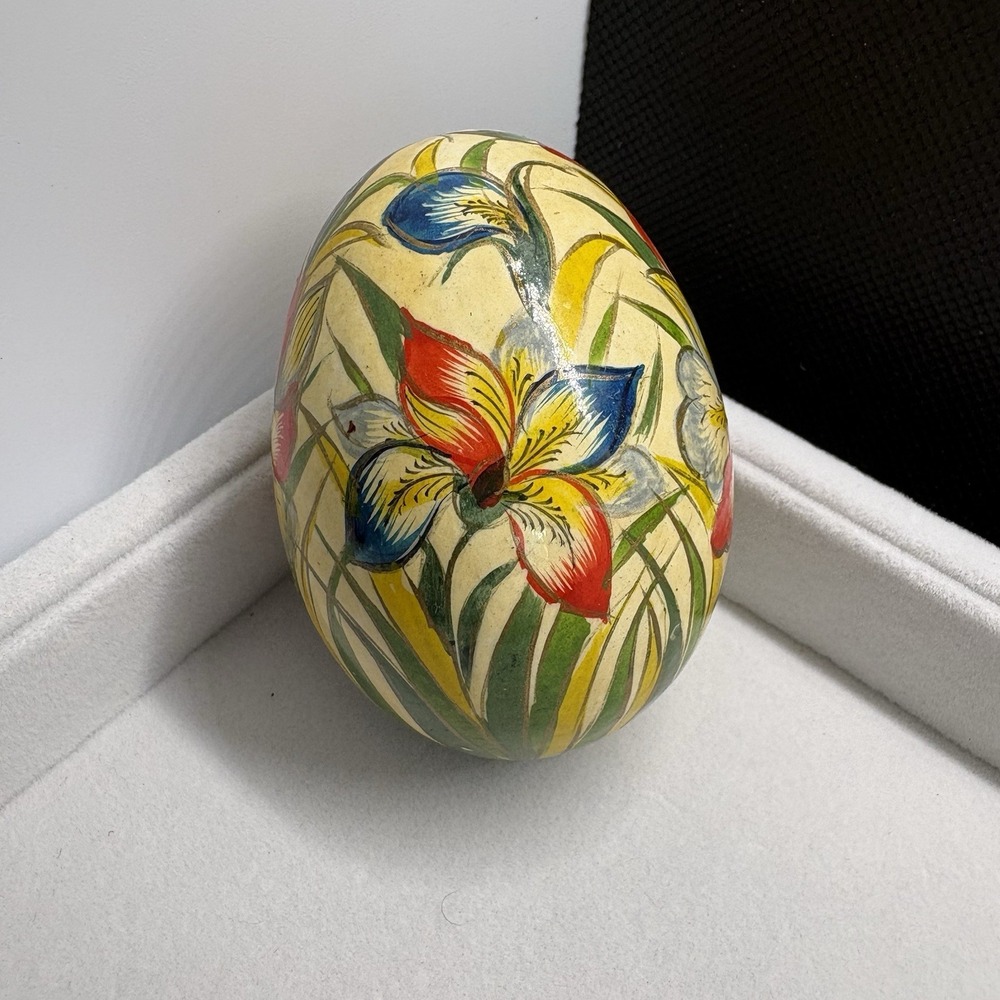 Easter Egg Painted‎ on Real Goose Egg Shell